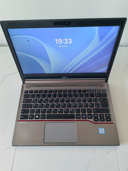 FUJITSU LIFEBOOK E736