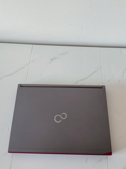 FUJITSU LIFEBOOK E736