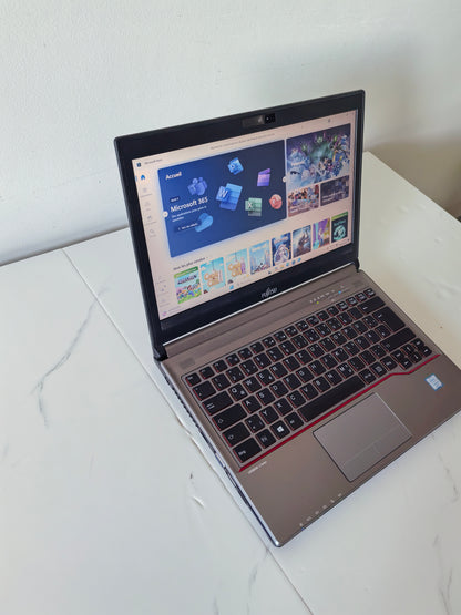 FUJITSU LIFEBOOK E736