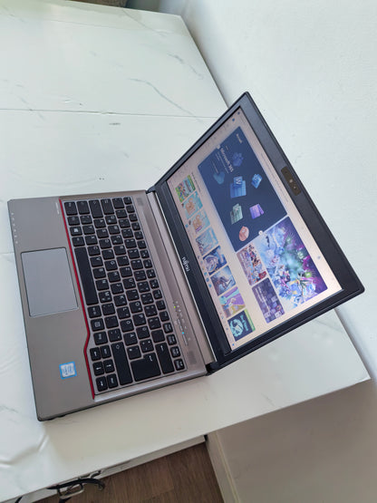 FUJITSU LIFEBOOK E736